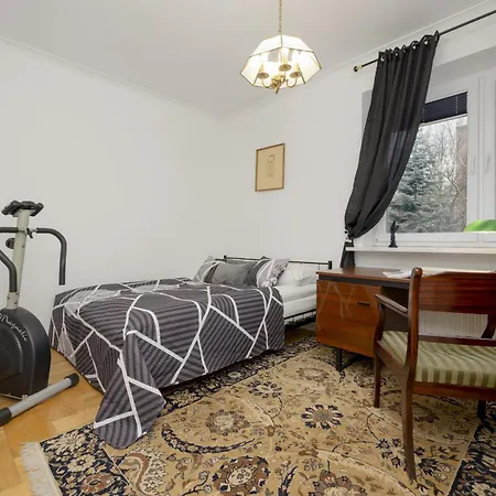 Vintage Apartment Sengera Cichego With 3 Bedrooms By Noclegi Renters Warsaw Exterior photo