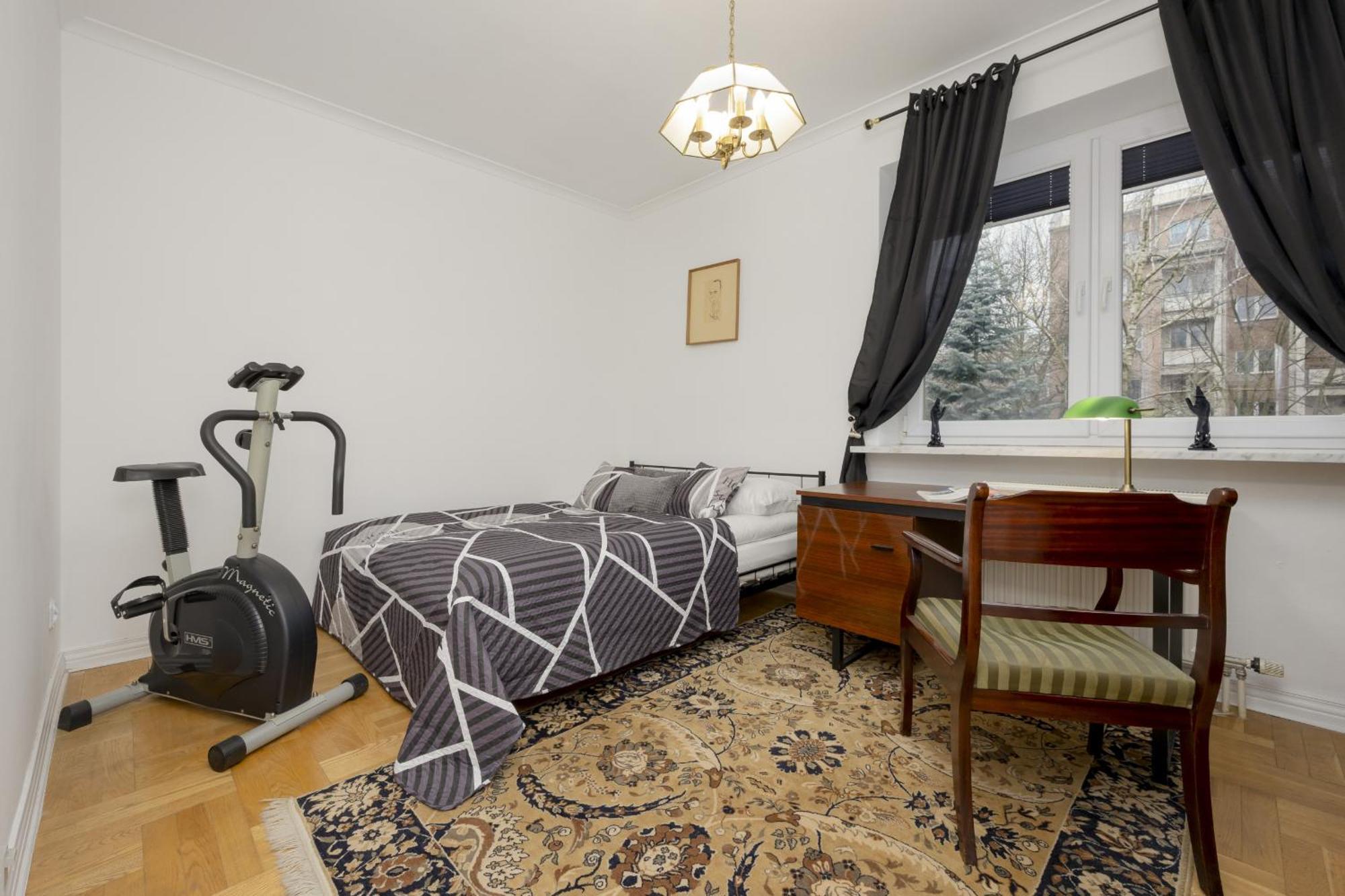 Vintage Sengera Cichego With 3 Bedrooms By Renters Apartment *